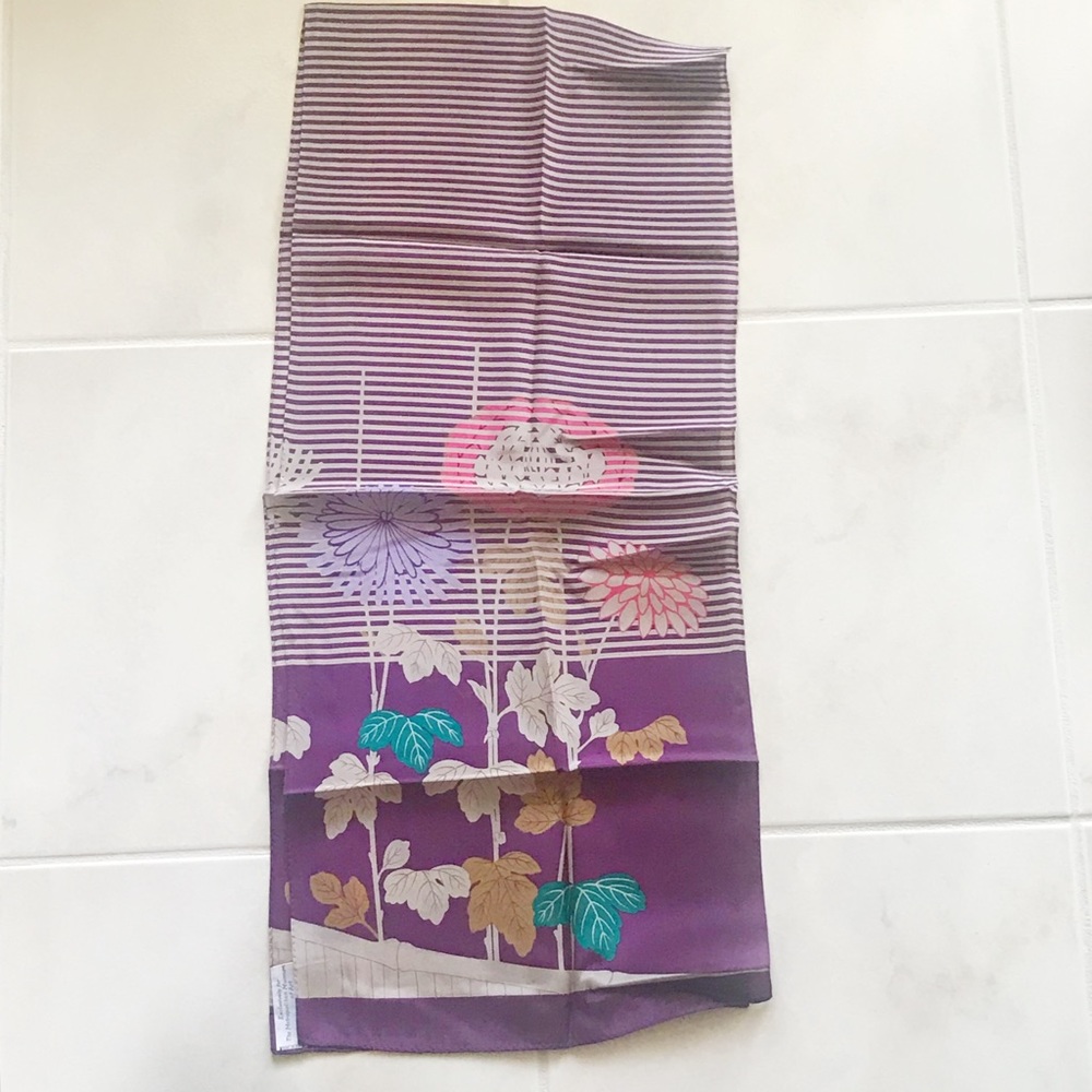 Purple silk scarf - Metropolitan Museum of Art